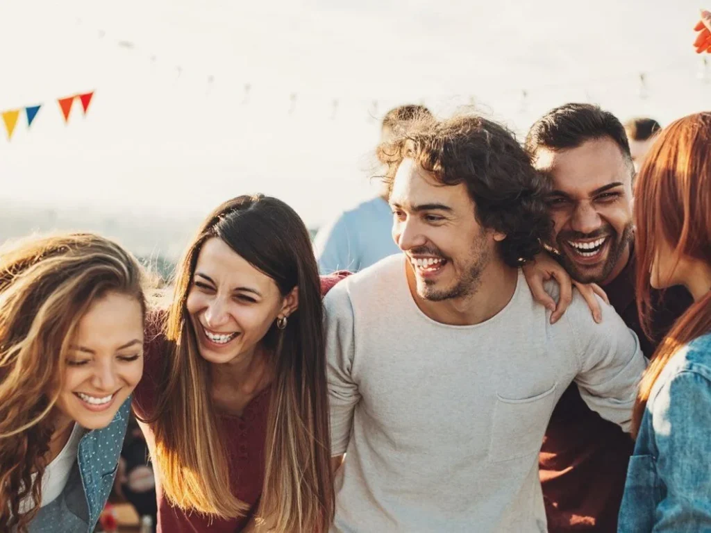 Bayanlarla Keyfli Sohbet